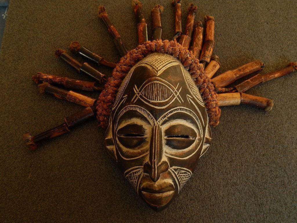 Afrikaans Chokwe masker uit Congo, Antiek en Kunst, Kunst | Beelden en Houtsnijwerken, Handgemaakt, 20 - 50 cm, Hout, Afrika