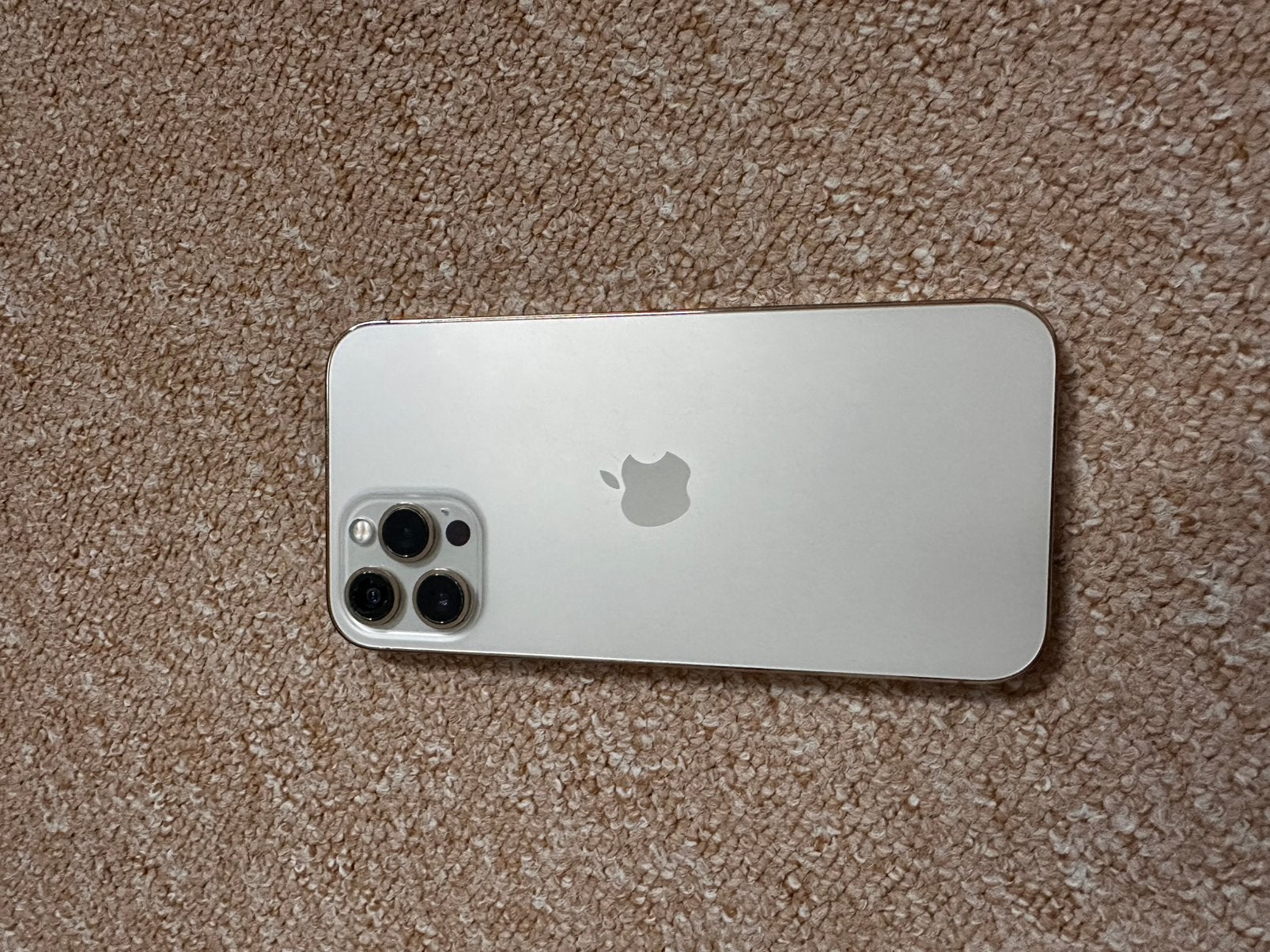 12 pro max, Telecommunicatie, Mobiele telefoons | Apple iPhone, Ophalen, Zo goed als nieuw, 128 GB