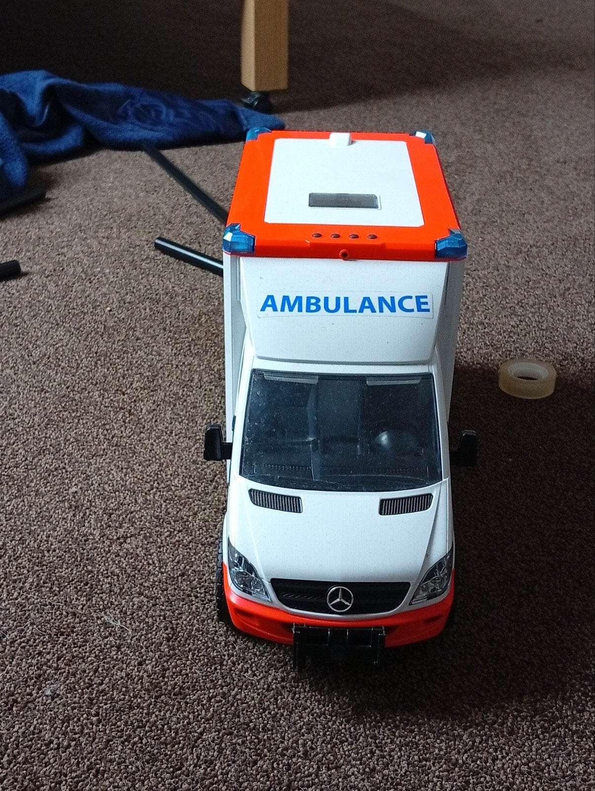 Speelgoed ambulance met licht en geluid er zit geen lig bed, Ophalen of Verzenden, Gebruikt