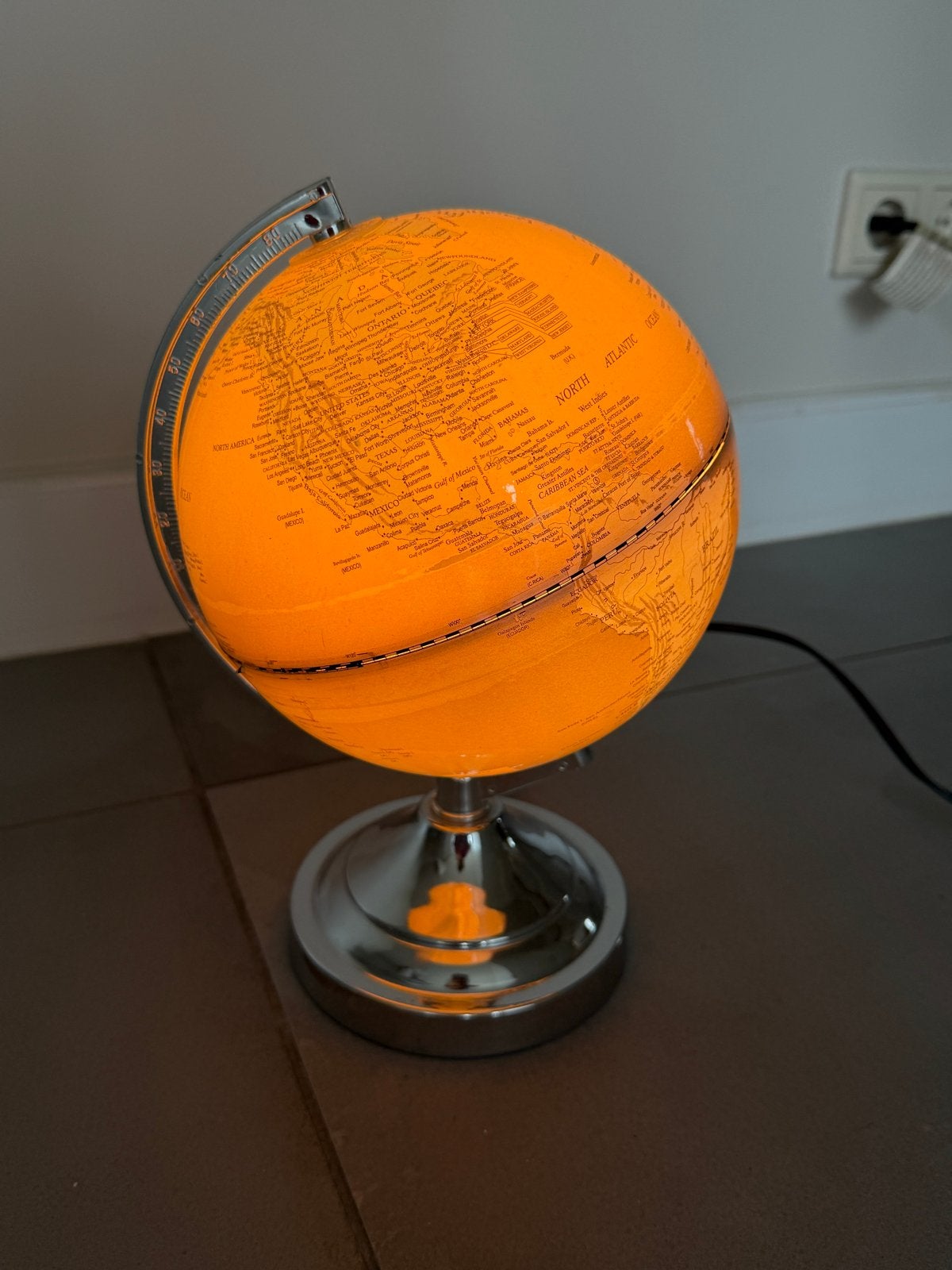 Lichtgevende Wereldbol - Decoratief en Educatief, Gebruikt, Kunststof, Draaibaar, Ophalen of Verzenden