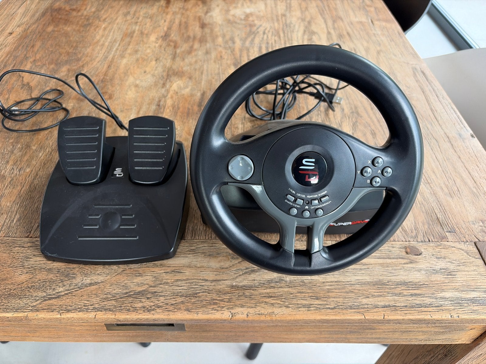 Superdrive racestuur met pedalen voor playstation, Racestuur, Gebruikt, PC, Overige merken