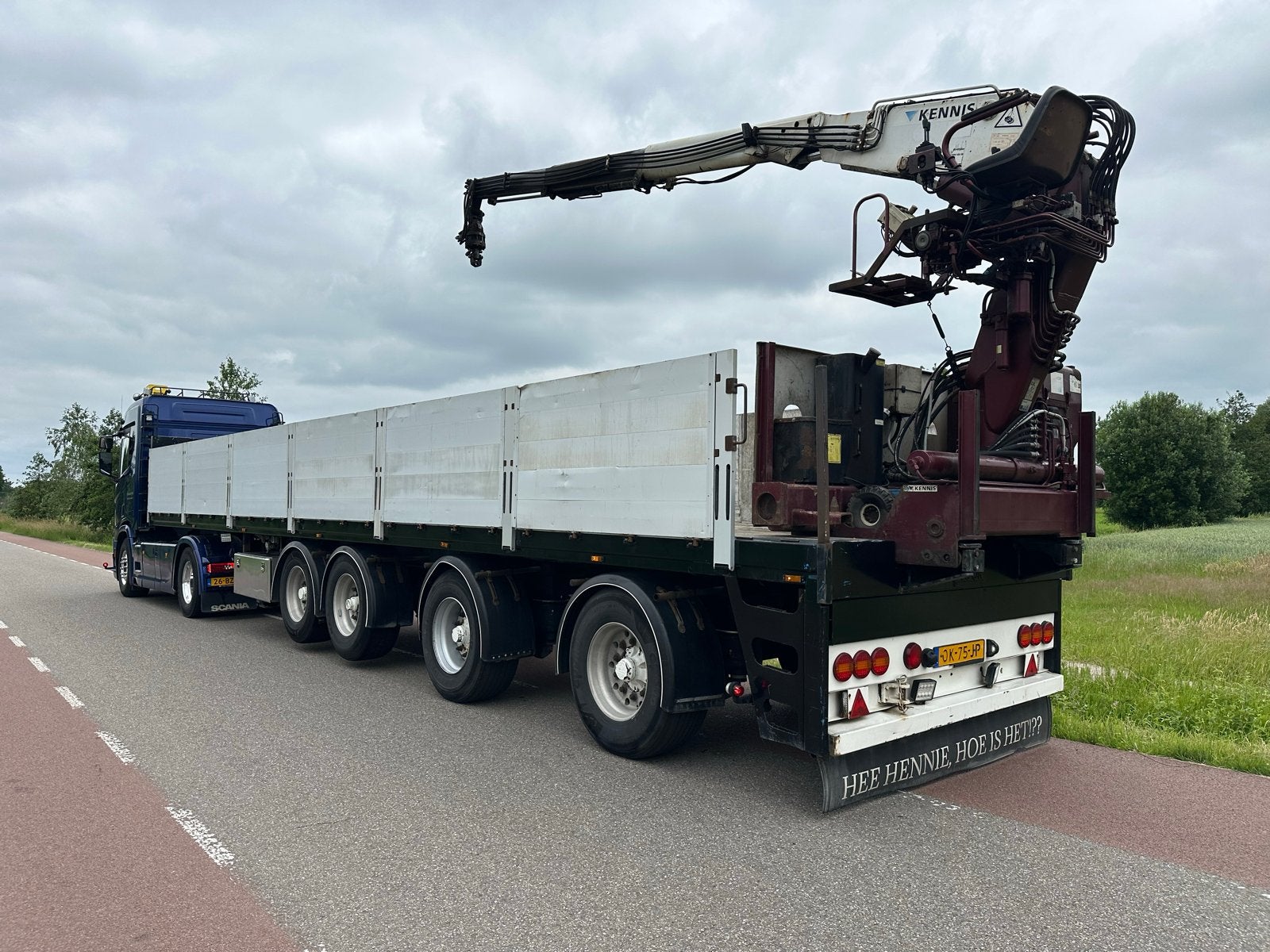 Floor Steenoplegger met Kennis Kraan R 14.000 (2008), Auto's, Vrachtwagens, Bedrijf, Te koop