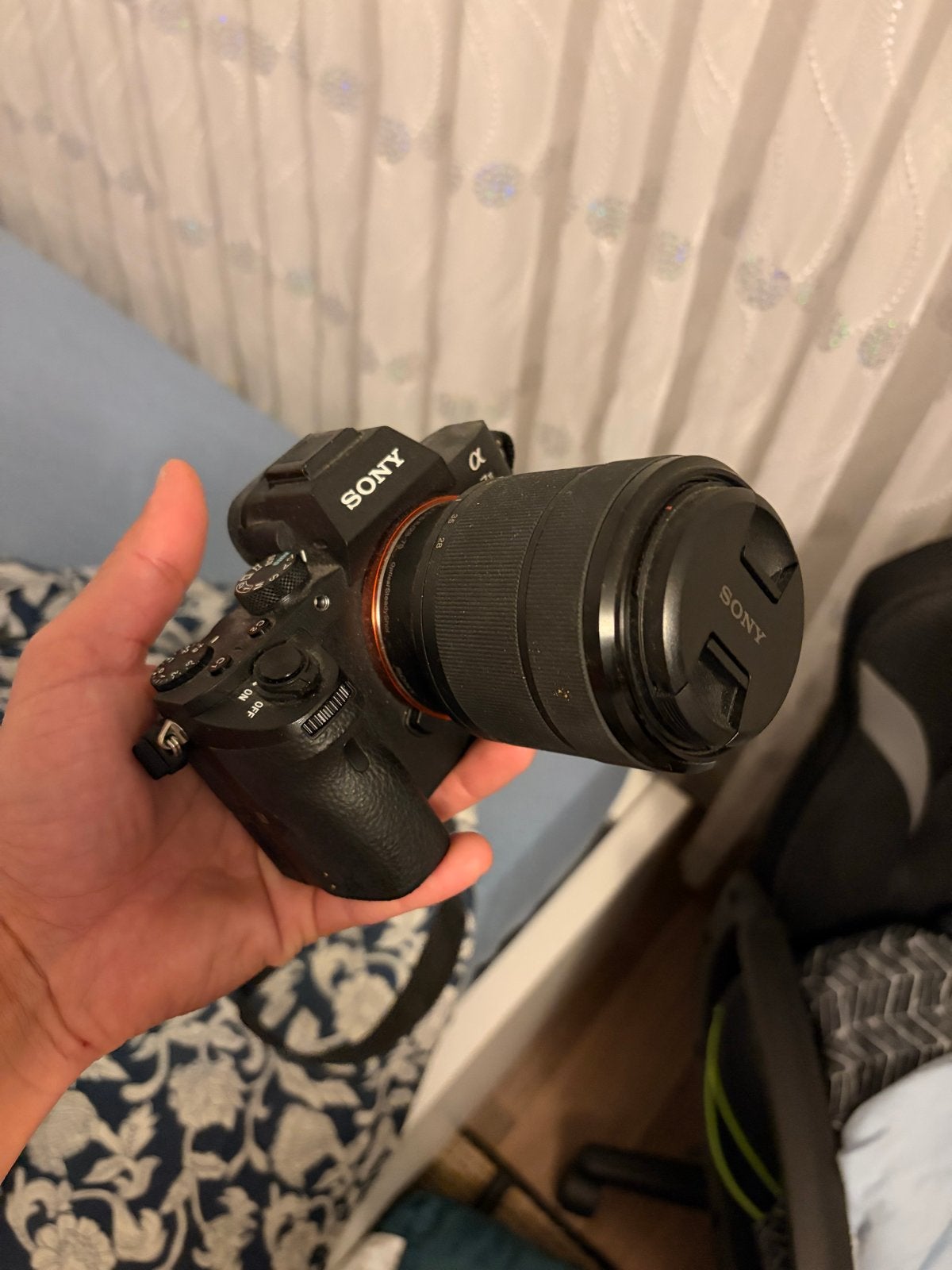 Sony Alpha A7 II systeemcamera met FE 3.5-5.6/28-70 lens, Beeldstabilisatie, Ophalen of Verzenden, Zo goed als nieuw, 4 t/m 7 keer
