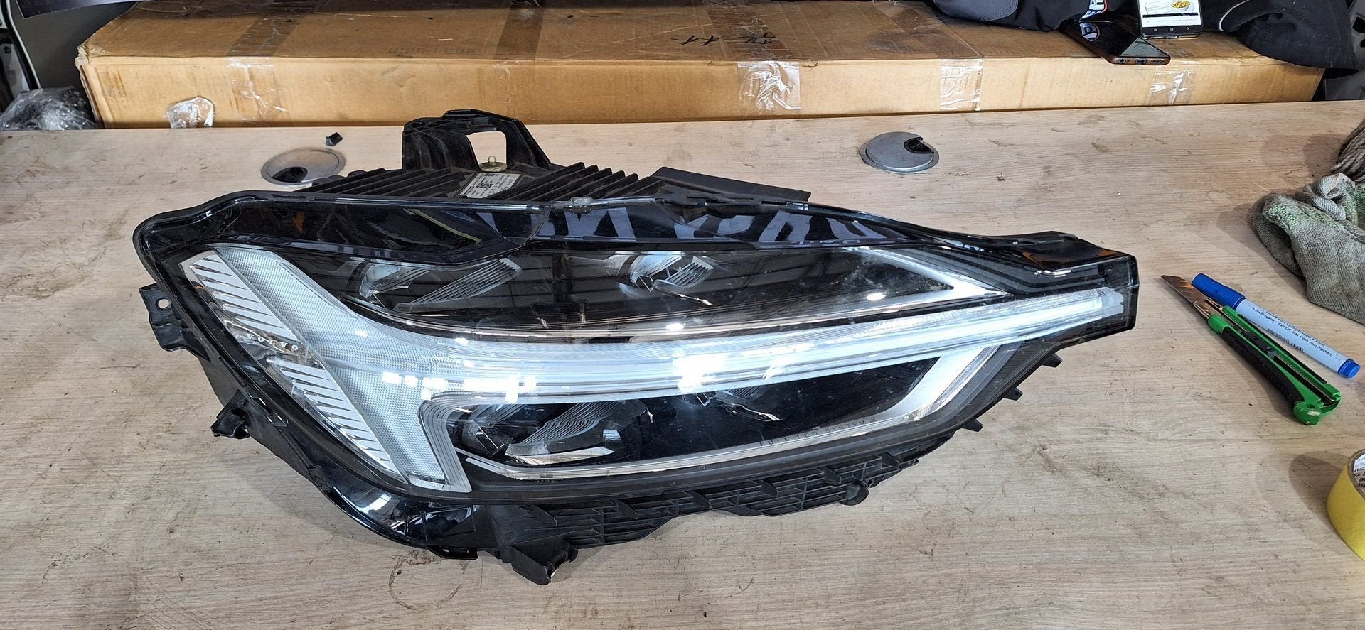 volvo xc60 koplamp, Gebruikt, -, -, Ophalen of Verzenden