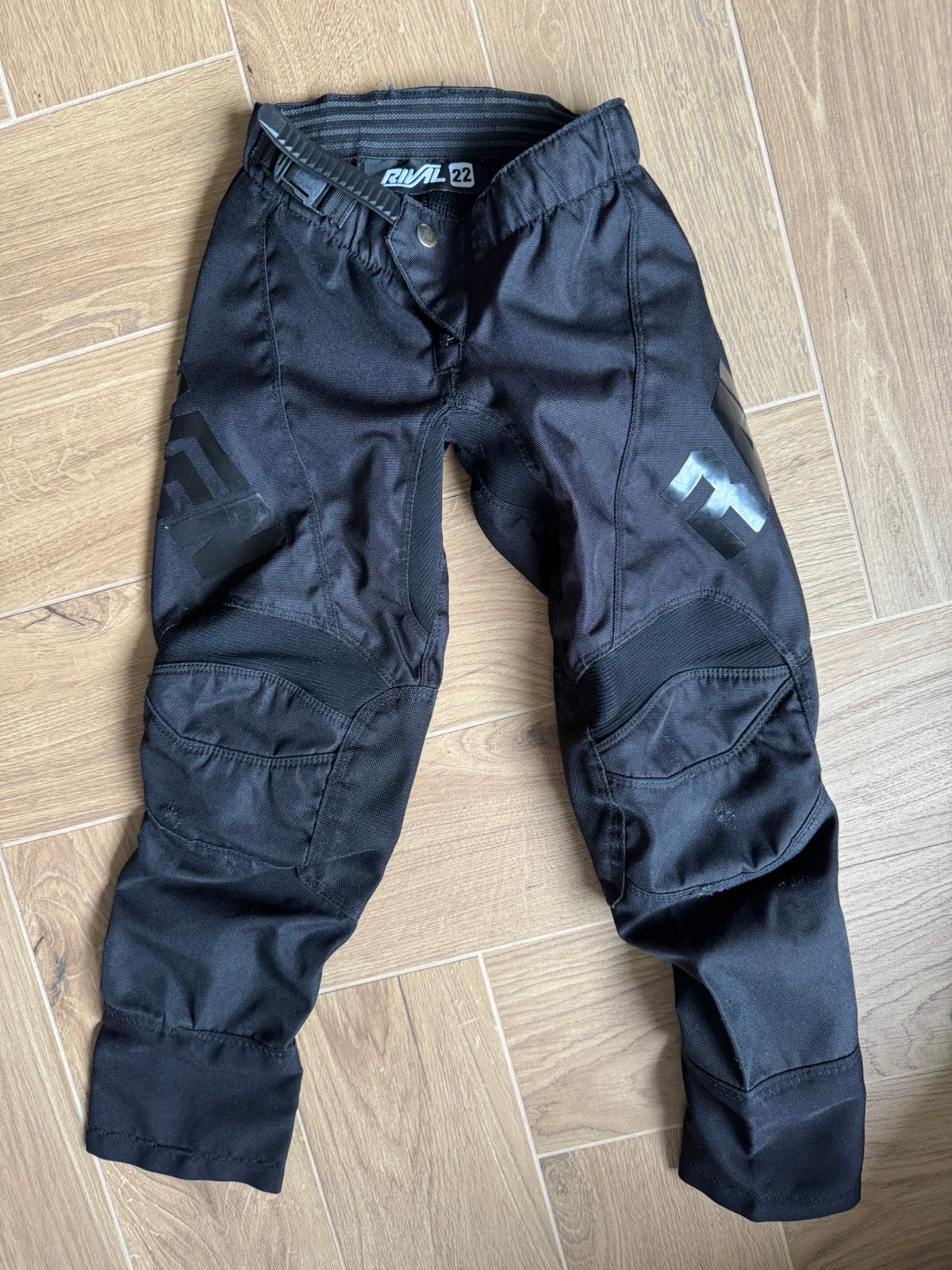 Fietscross broek Raven mt 22 (kind), Kinderen, Overige maten, Zo goed als nieuw, Onderkleding
