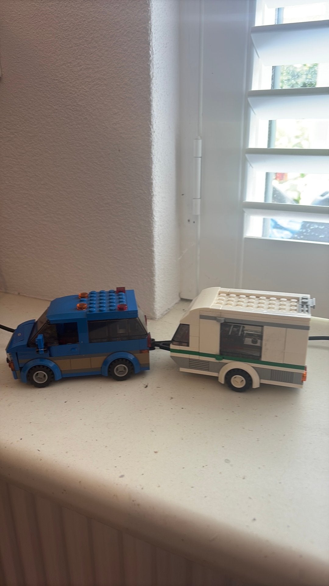 Lego 60117 - auto met caravan, Ophalen of Verzenden, Zo goed als nieuw