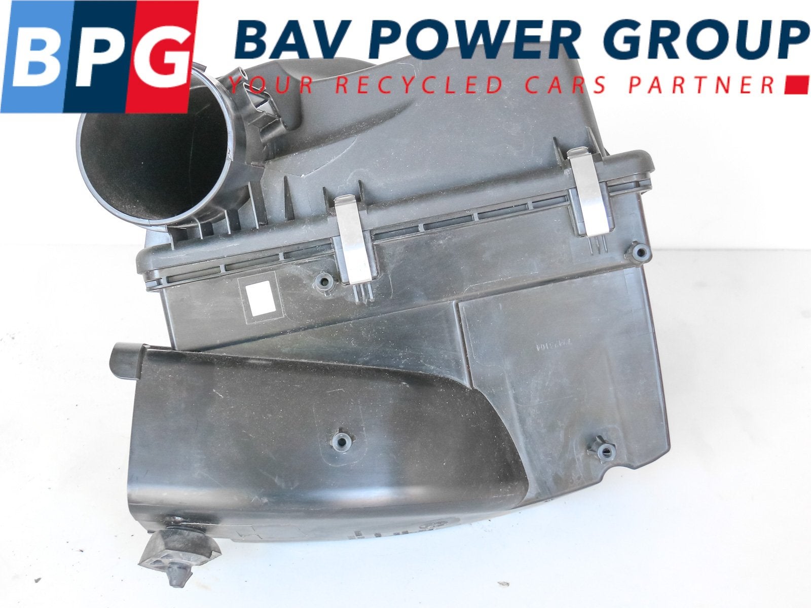 LUCHTFILTERHUIS DIESEL G21 BMW 3 serie (G20) (13718580426), Gebruikt, BMW, Petuelring 130
80809  München, DE, Bayerische Motoren Werke AG