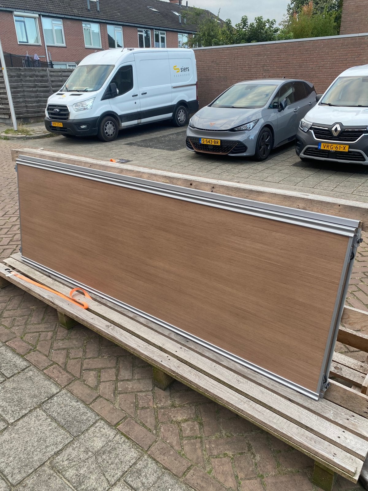 Twee schuifdeuren voor kast incl. rails, Ophalen, Gebruikt, Overige materialen, 20 tot 50 mm