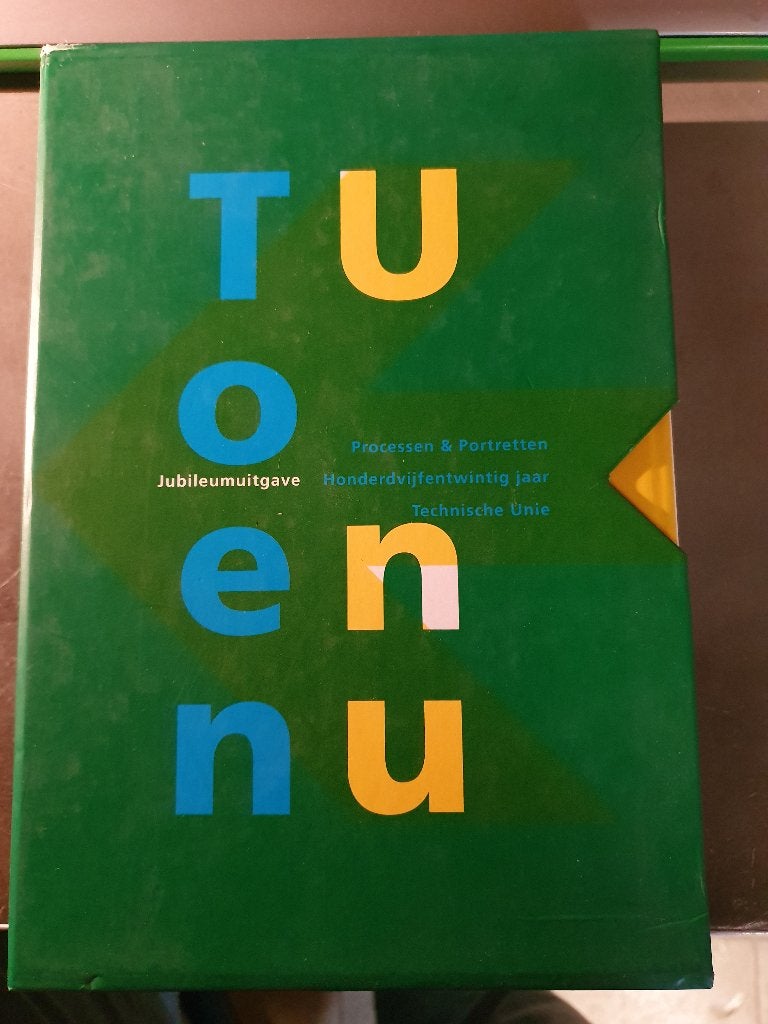 BOX technische unie honderdvijfentwintig jaar, Ophalen, Zo goed als nieuw