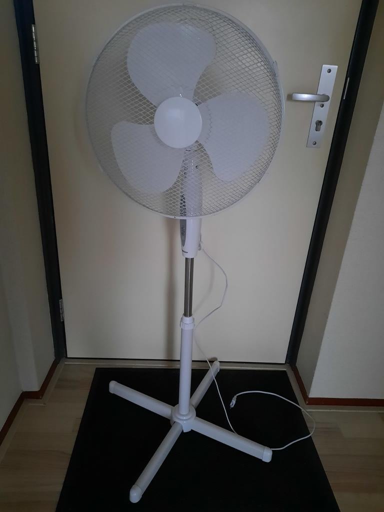 Silvercrest statiefventilator met afstandsbediening, Ophalen, Zo goed als nieuw, Statiefventilator