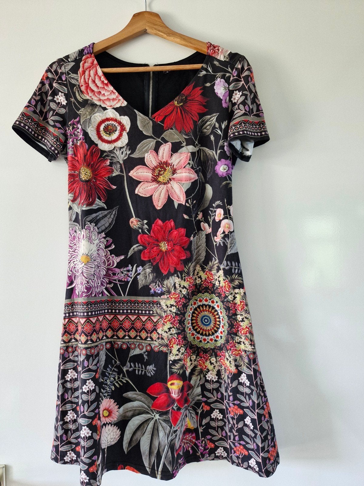 101 Idees Zwarte Bloemenjurk Maat S/M, Kleding | Dames, Zwart, Ophalen of Verzenden, Zo goed als nieuw, 101 Idees