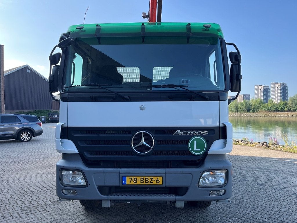 mercedes actros 2641 6x4 kieper met palfinger kraan, Euro 5, Stof, Zwart, Wit