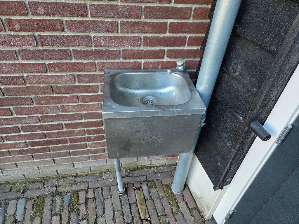 RVS wasbak Met kraan, Ophalen, Gebruikt, Rvs