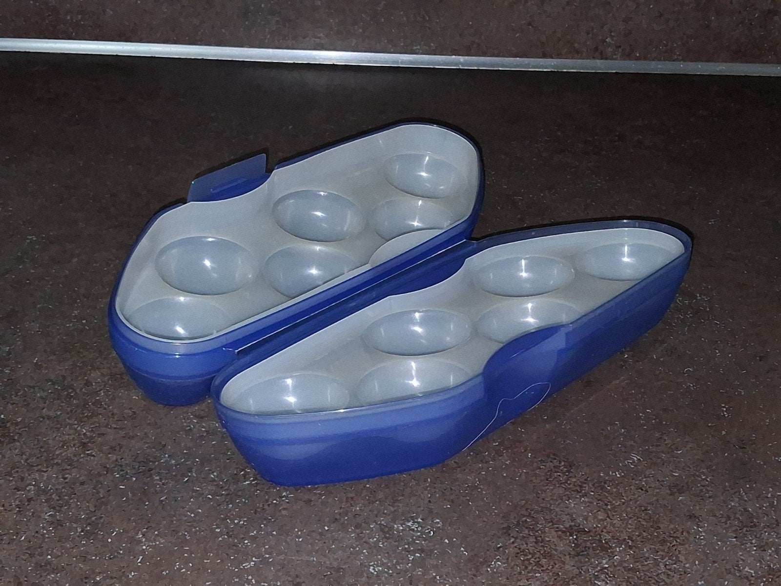 tupperware eierdoos blauw, Ophalen of Verzenden, Zo goed als nieuw, Blauw