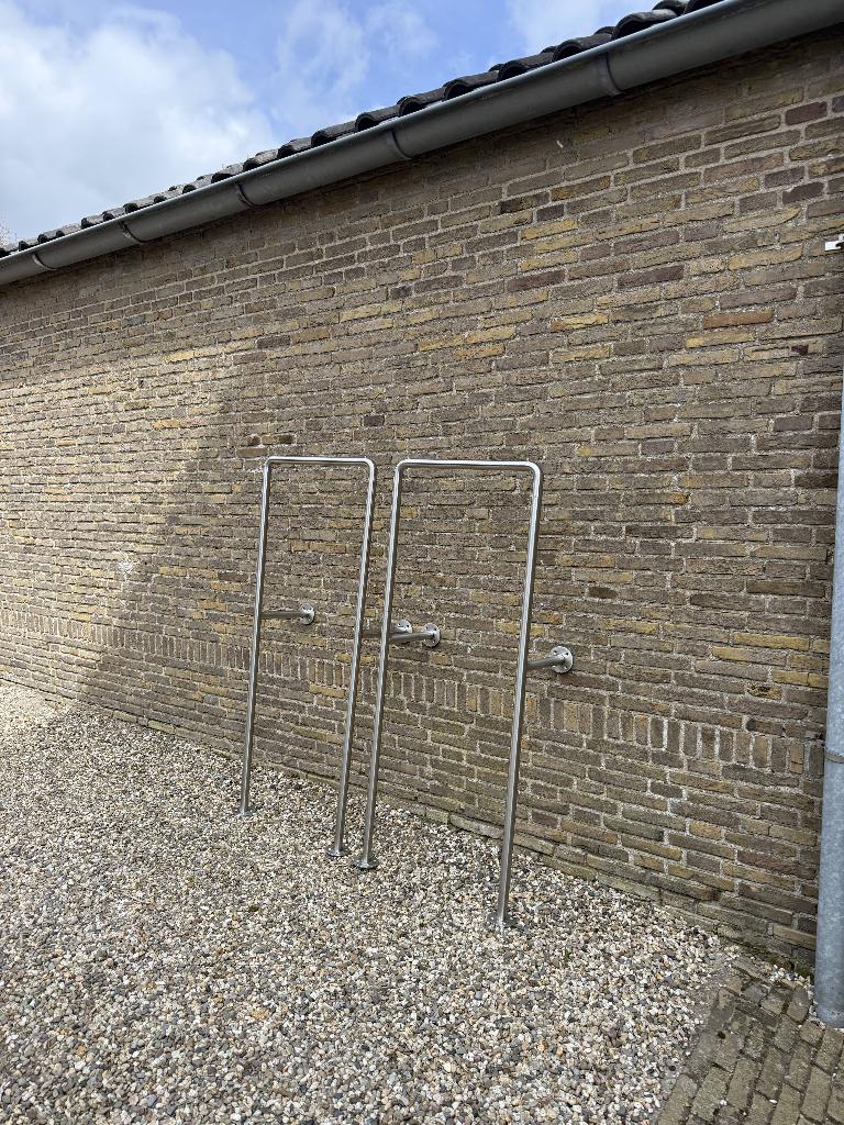 2x kledingrek / kledingstang – brushed aluminium, Ophalen, Nieuw