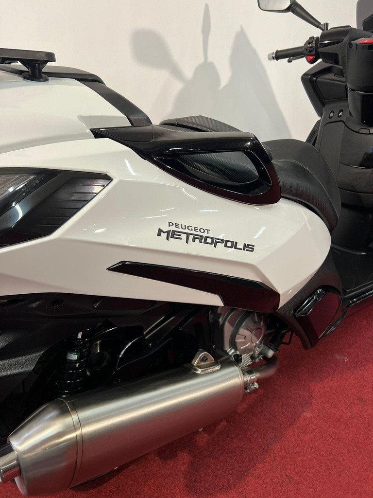 Peugeot Metropolis 400 Allure ABS, Motoren, Scooter, Bedrijf, 399 cc, Traction Control