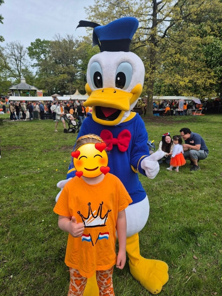 Donald Duck Mascotte, Entertainment, Kinderfeestje, Ophalen of Verzenden, Nieuw, Verjaardag