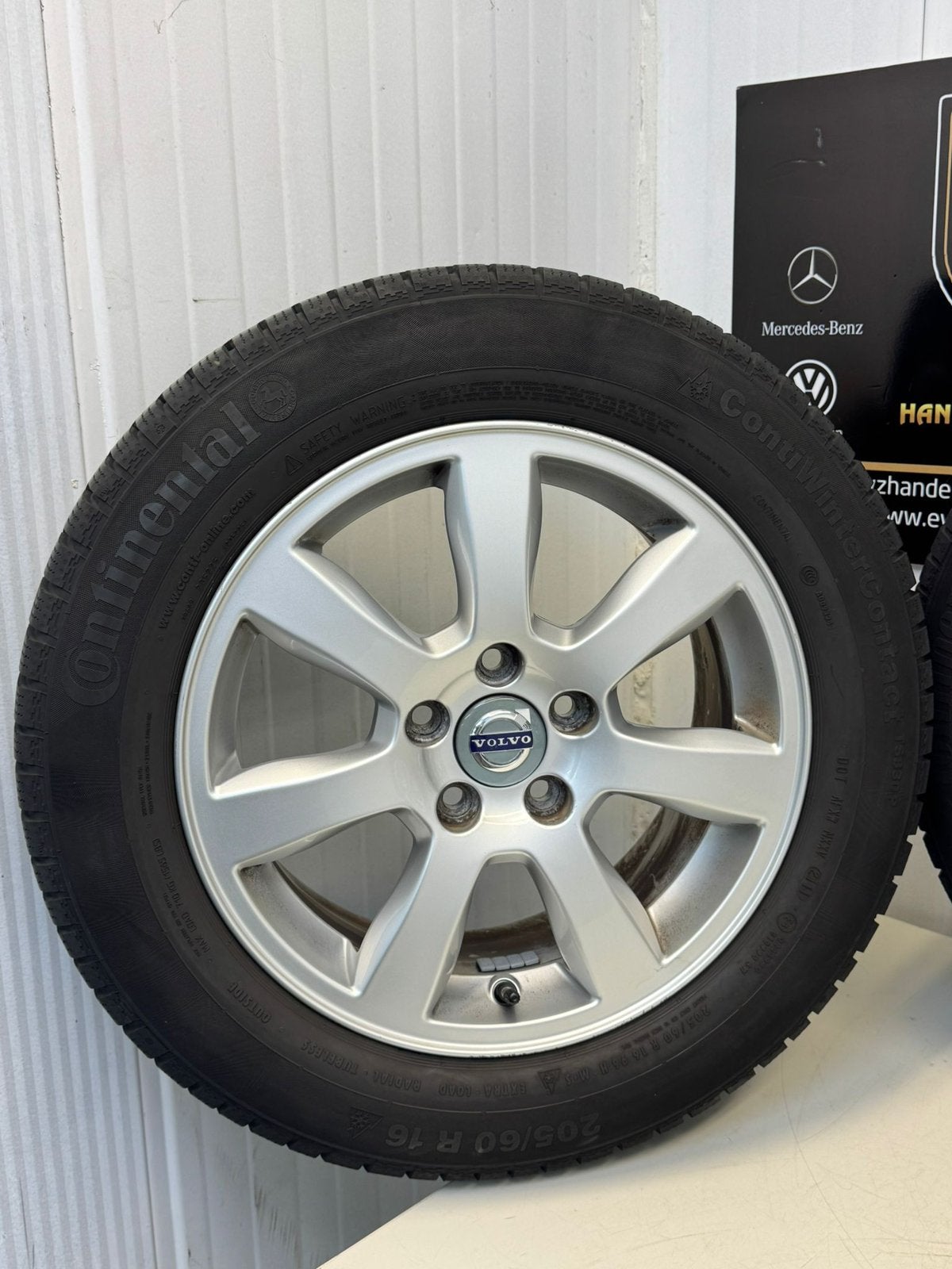 Org.Volvo V70/S60/V60/S80 winterset met velgen 205/60R16, Gebruikt, 16 inch, Banden en Velgen, EVZ Handelsonderneming