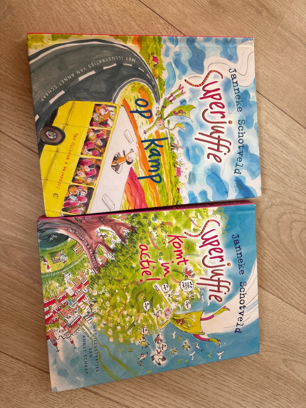 Superjuffie boeken - Janneke Schotveld (2 stuks), Boeken, Ophalen, Gelezen, Fictie algemeen