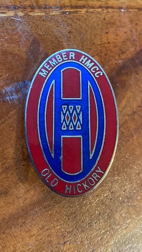 Old Hickory Historical Military Car Club. HMCC. Pin., Ophalen of Verzenden, Nieuw, Overige onderwerpen, Speldje of Pin