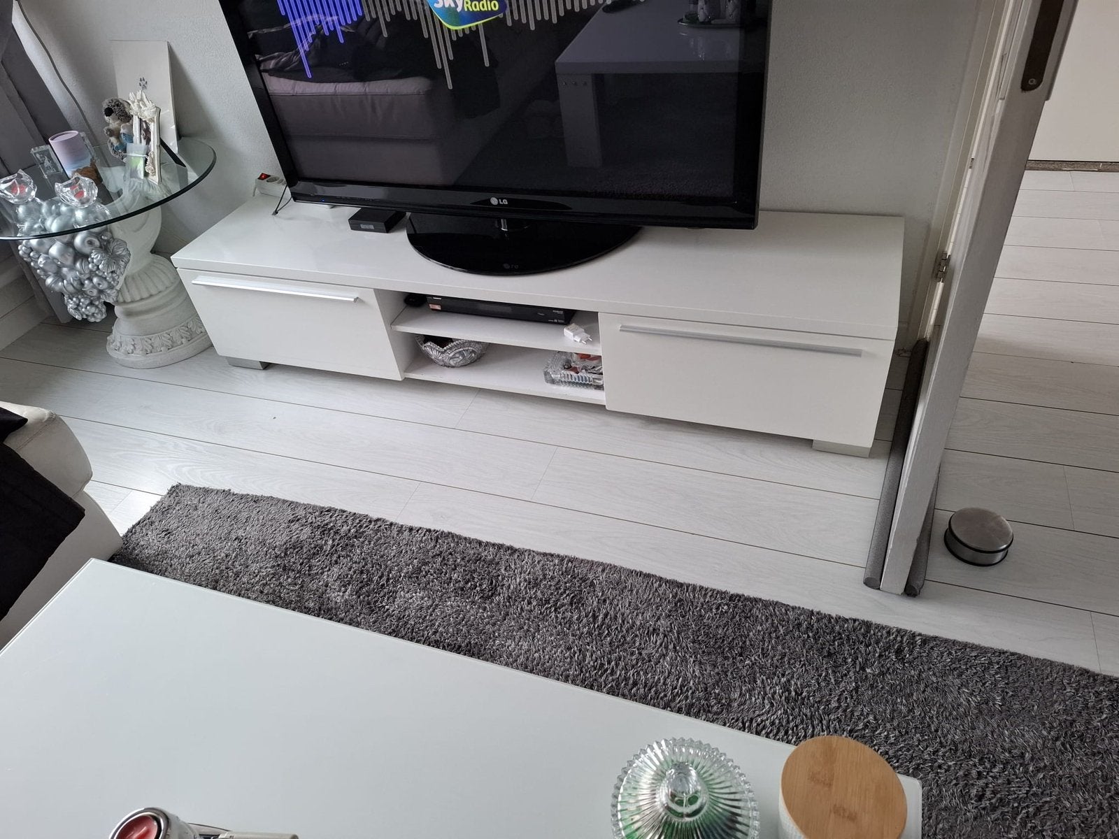 Tv kast, Ophalen, 150 tot 200 cm, Zo goed als nieuw, Minder dan 100 cm