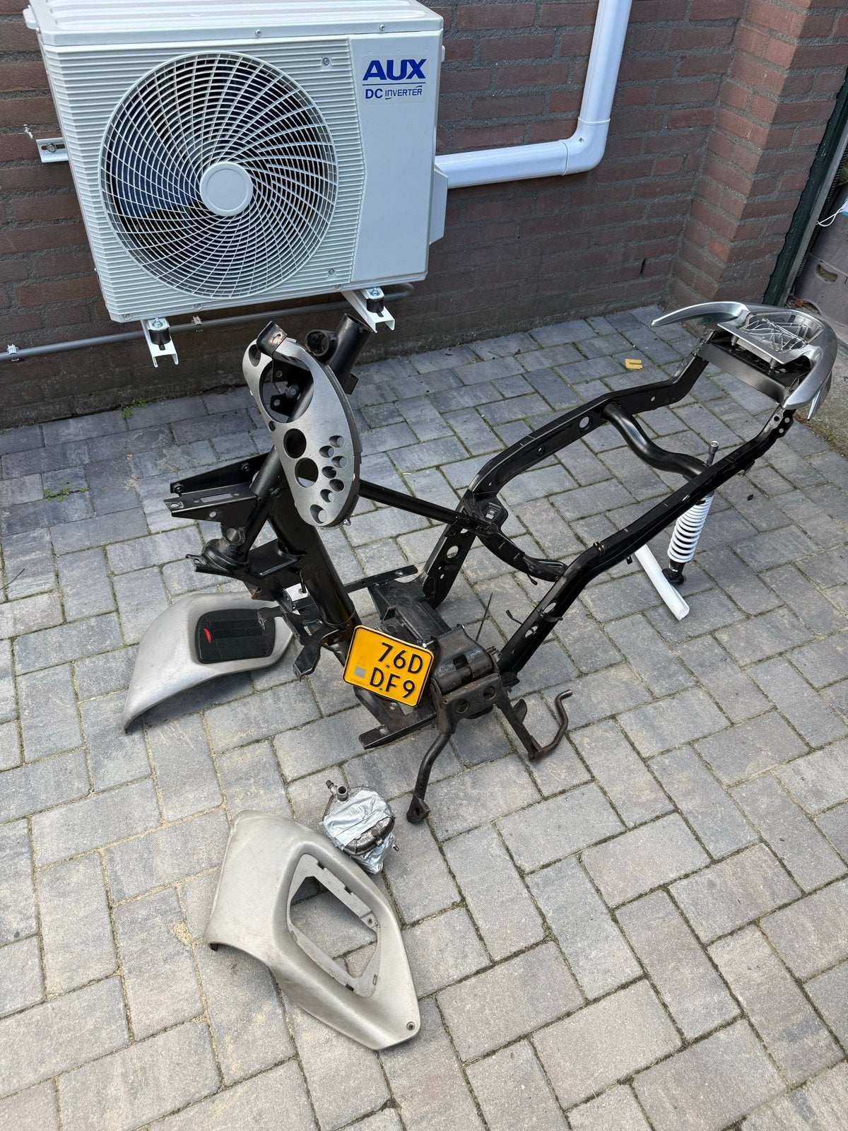 Runner runner frame met WOK en onderdelen (excl. achterveer), Ophalen, Gebruikt, Frame, Piaggio