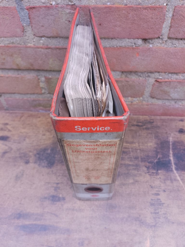 Zeldzaam boek afstelgegevens Audi jaren 1970 t/m +- 95, Verzenden, Gelezen, Audi