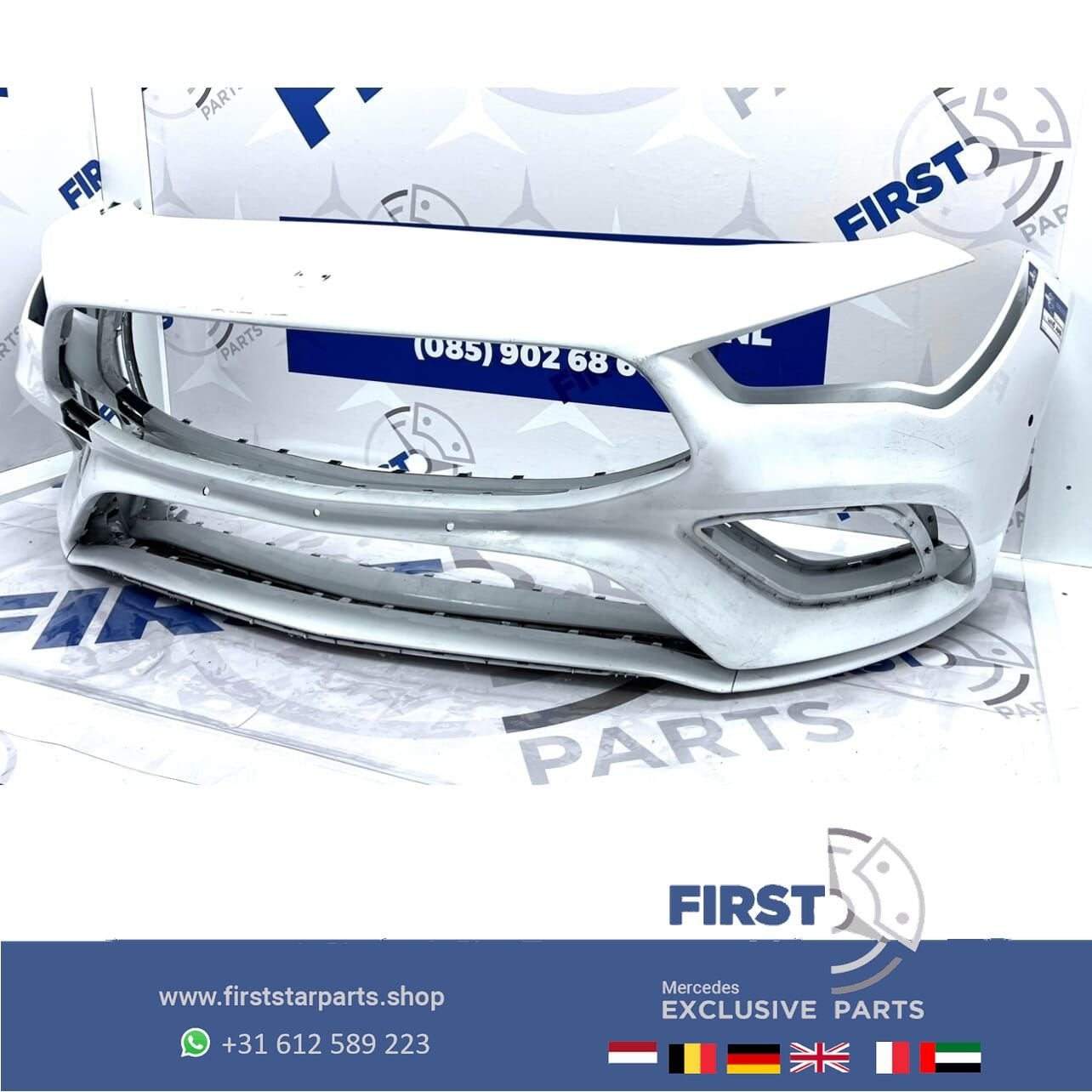 W118 BUMPER CLA AMG VOORBUMPER A1188853901 C118 ZWART WIT GR