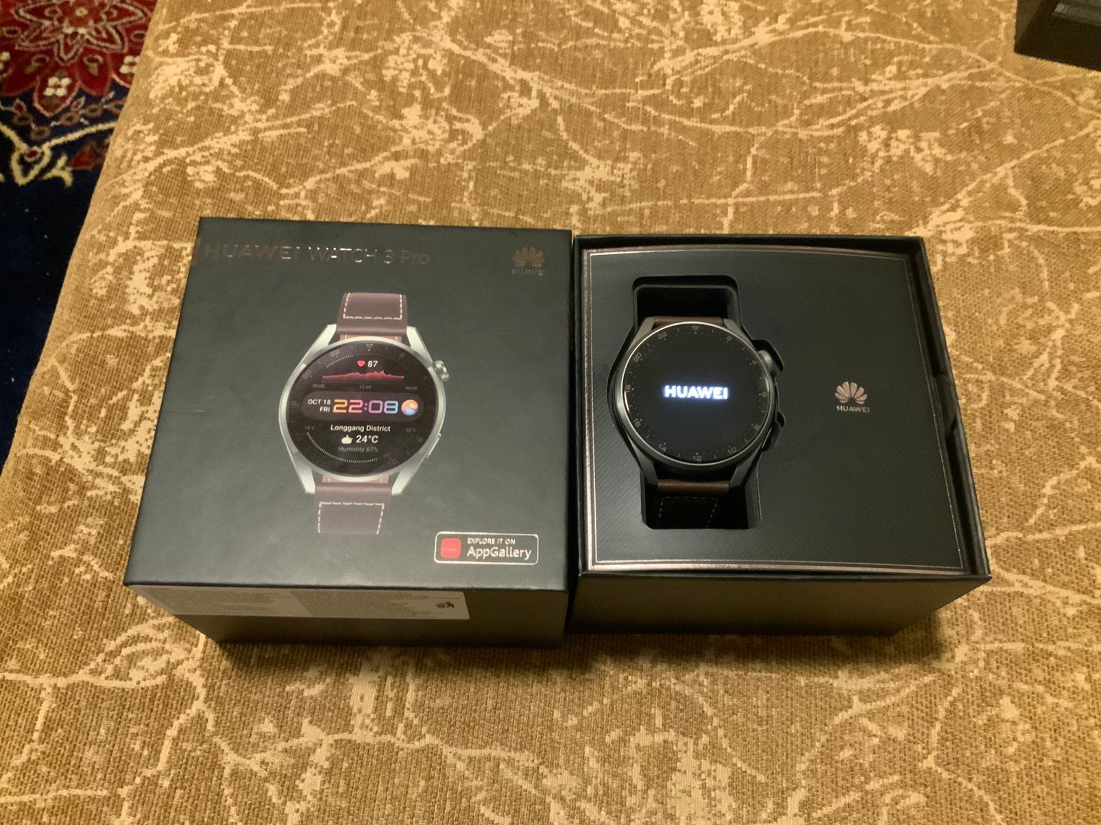 Huawei Watch 3 Pro - nieuw in doos, Afstand, Ophalen of Verzenden, Zo goed als nieuw, Waterdicht