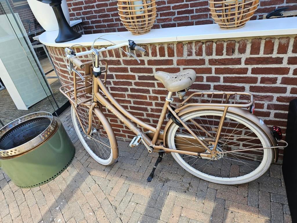 Gouden Damesfiets met Mandje - Ideaal voor Stadsritten, Gebruikt, Velgrem, 50 tot 53 cm, Ophalen