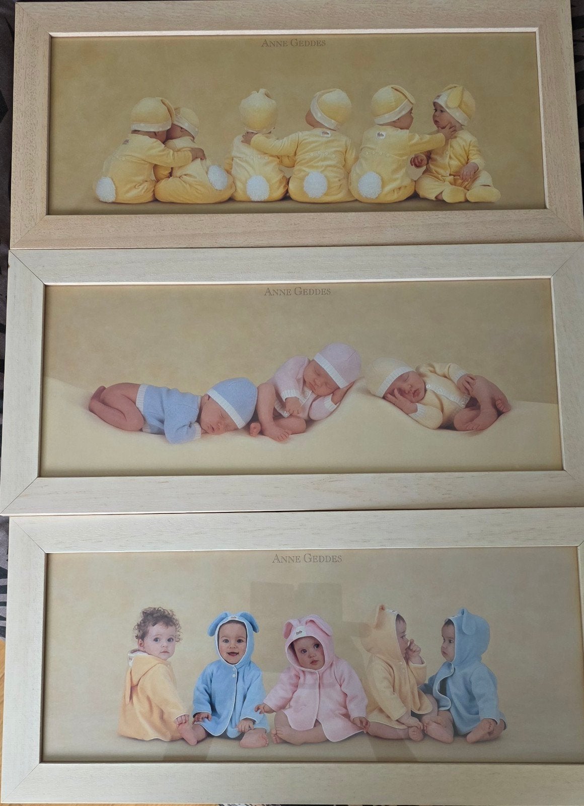 3 Anne Geddes ingelijste baby foto's, Oorspronkelijke maker, Ophalen of Verzenden, Zo goed als nieuw, Foto of Poster