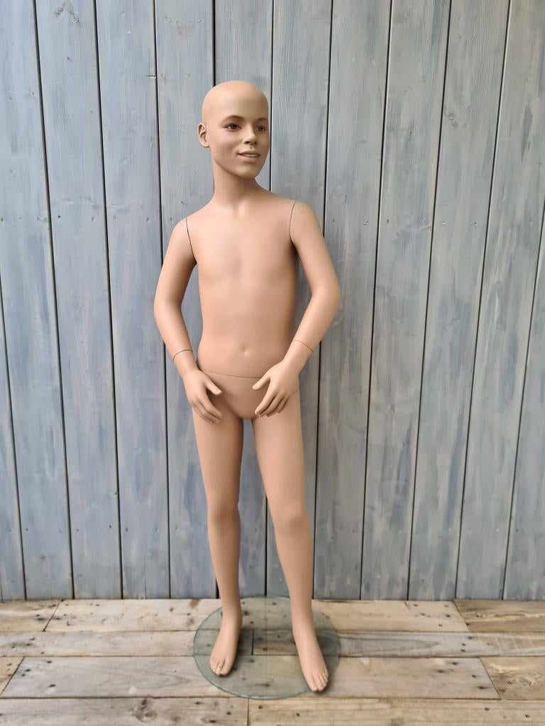 etalagepop jongen 140 cm Hans Boodt paspop 11, Ophalen of Verzenden, Overige soorten, Overige gebieden, Overige typen