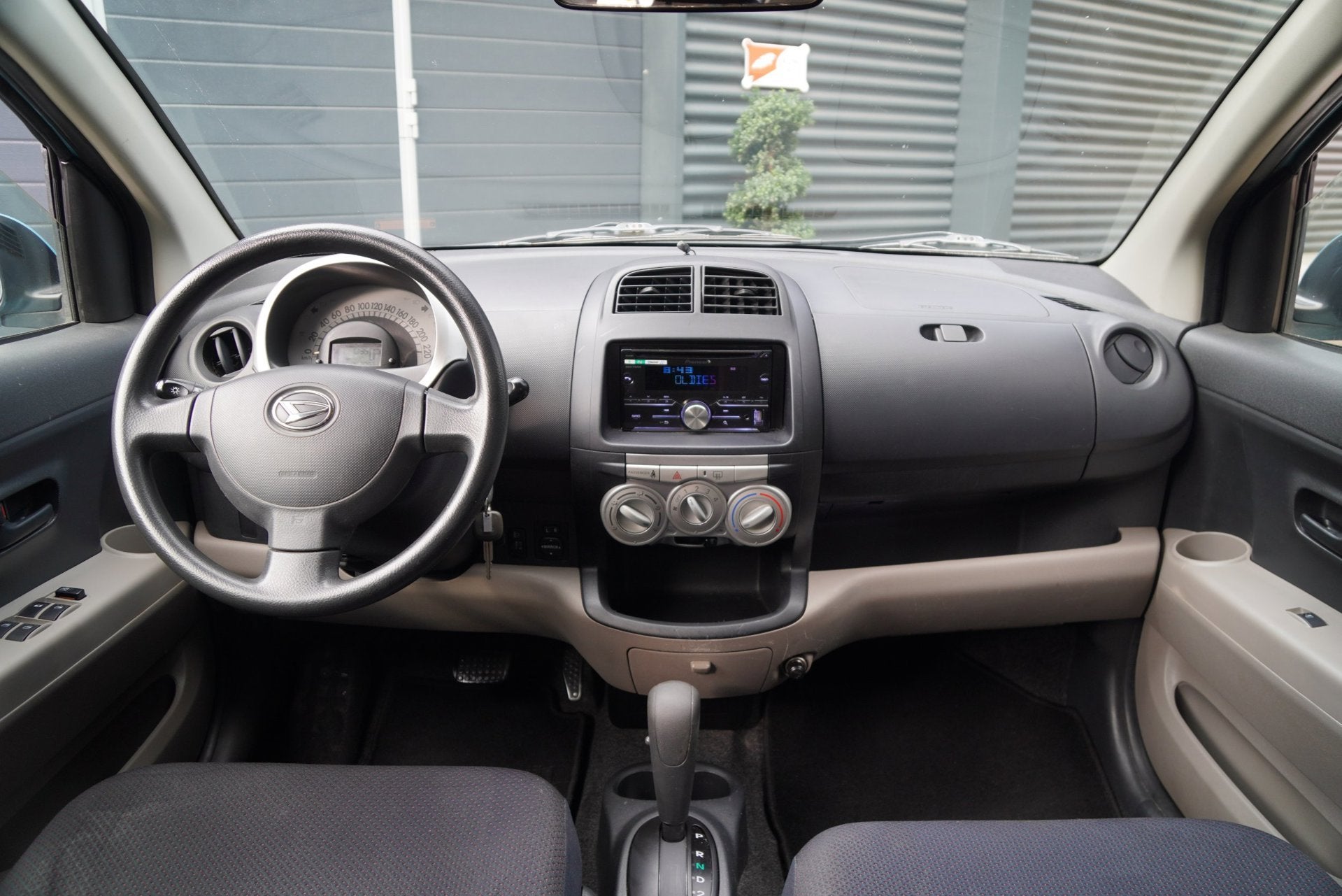 Daihatsu Sirion 2 1.3-16V AUTOMAAT Comfort APK NIEUW!, Auto's, Daihatsu, Stof, Gebruikt, 4 cilinders, Blauw
