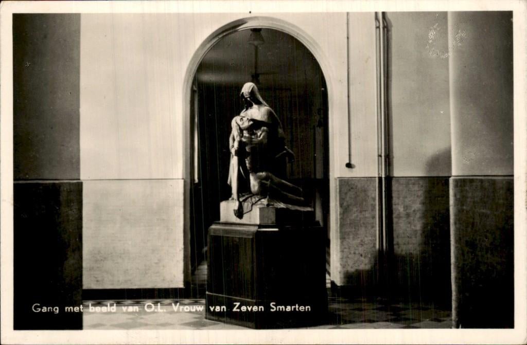 Harreveld - O.L. Vrouw van Zeven Smarten - gang, Verzamelen, Ansichtkaarten | Nederland, Ophalen of Verzenden, 1940 tot 1960, Gelopen