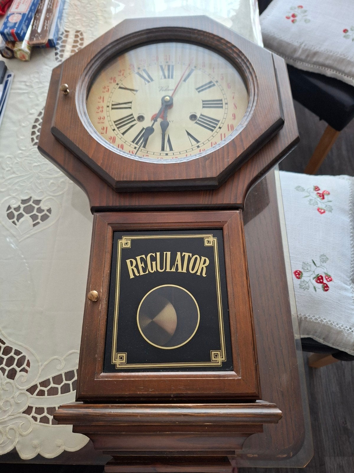 Antieke Victoria Regulator Wandklok met Kalender, Ophalen