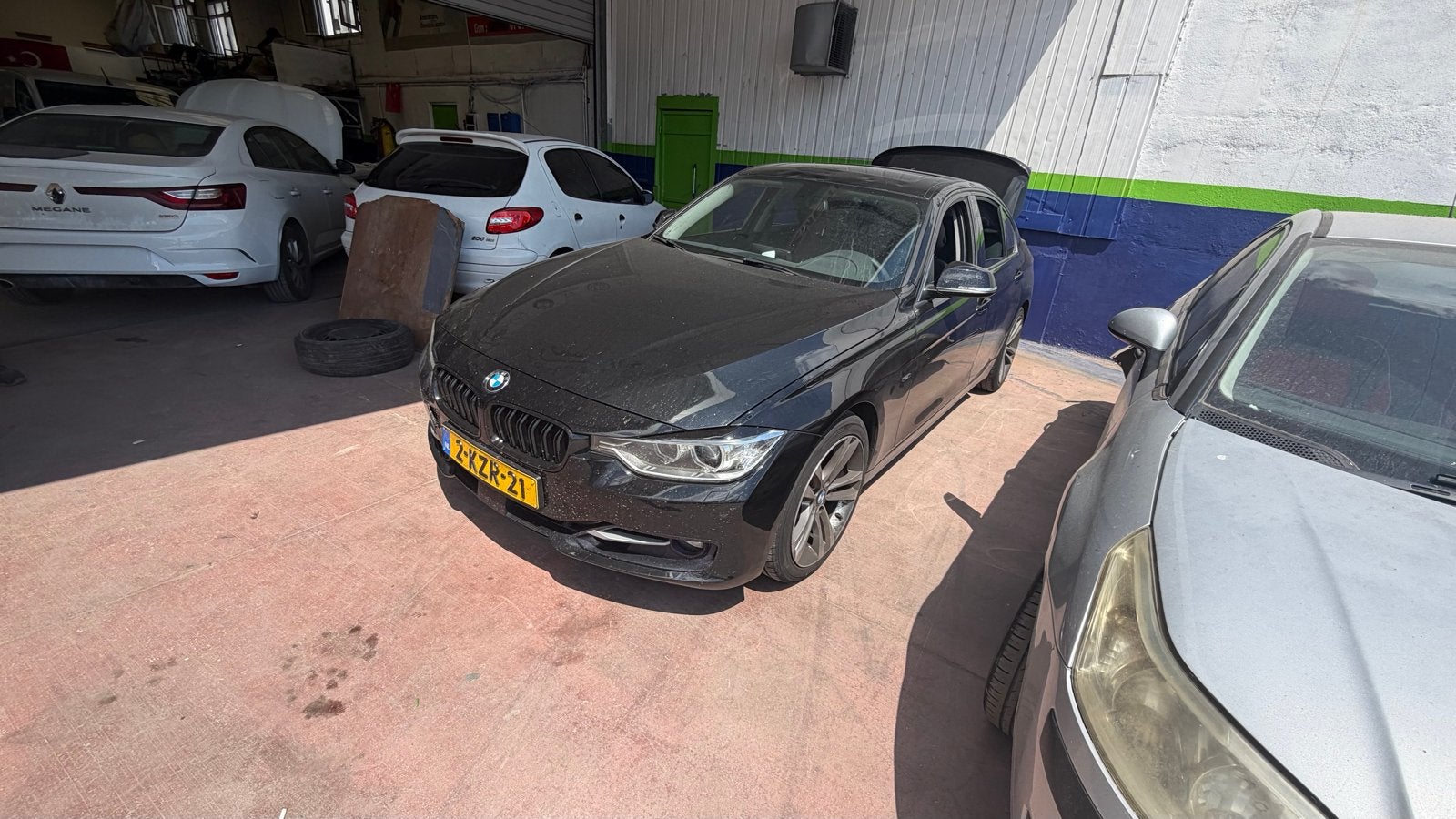 BMW 3-Serie 2.0IX 320 135KW Aut8 (f30) 2013 Zwart, Zwart, Sedan, Benzine, BMW