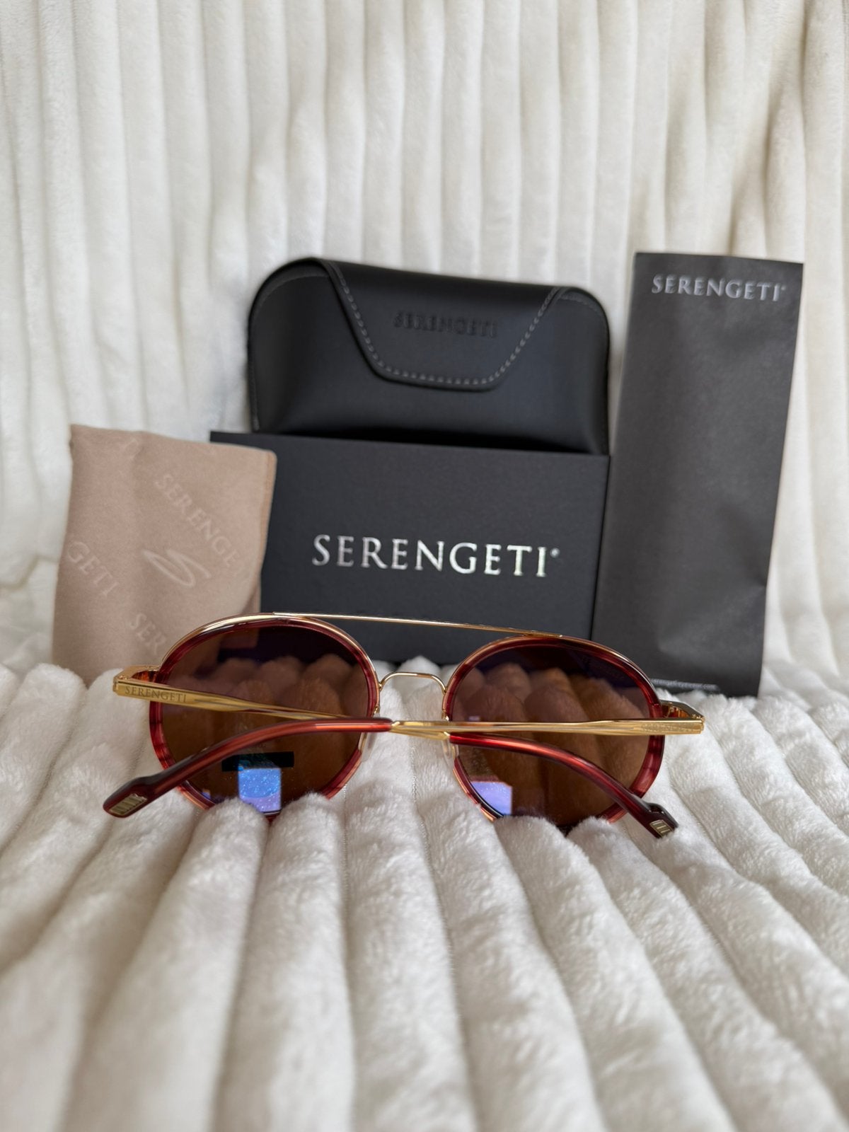 Serengeti Geary SS536004  garantie en btw-factuur, Sieraden, Tassen en Uiterlijk, Zonnebrillen en Brillen | Heren, Zonnebril, Verzenden