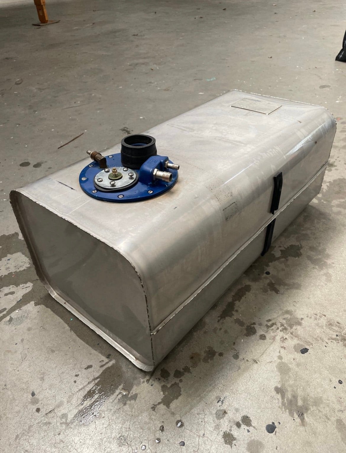 RVS Diesel tank 69 Liter met VETUS tanksensor, Watersport en Boten, Ophalen, Gebruikt, Motor en Techniek, Zeilboot of Motorboot