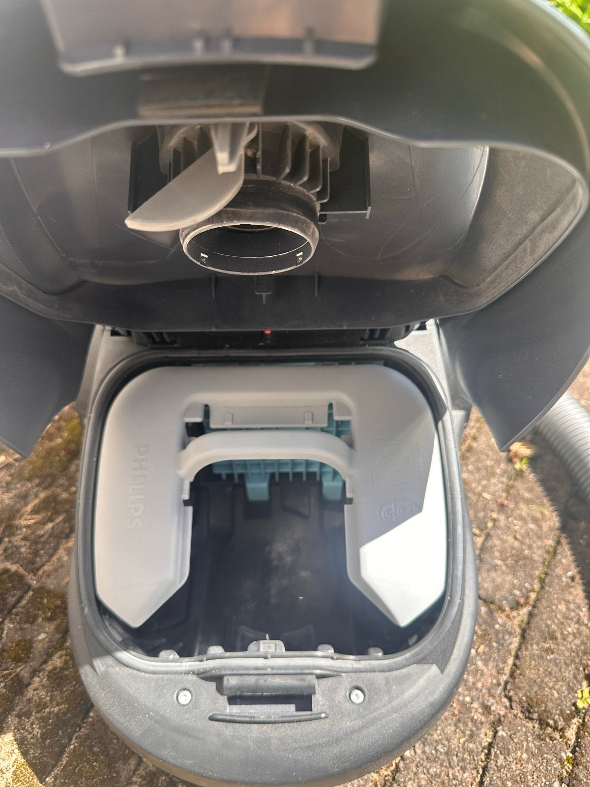 Philips Performer Silent stofzuiger met allergiefilter, Stofzak, Gebruikt, Philips, Ophalen of Verzenden
