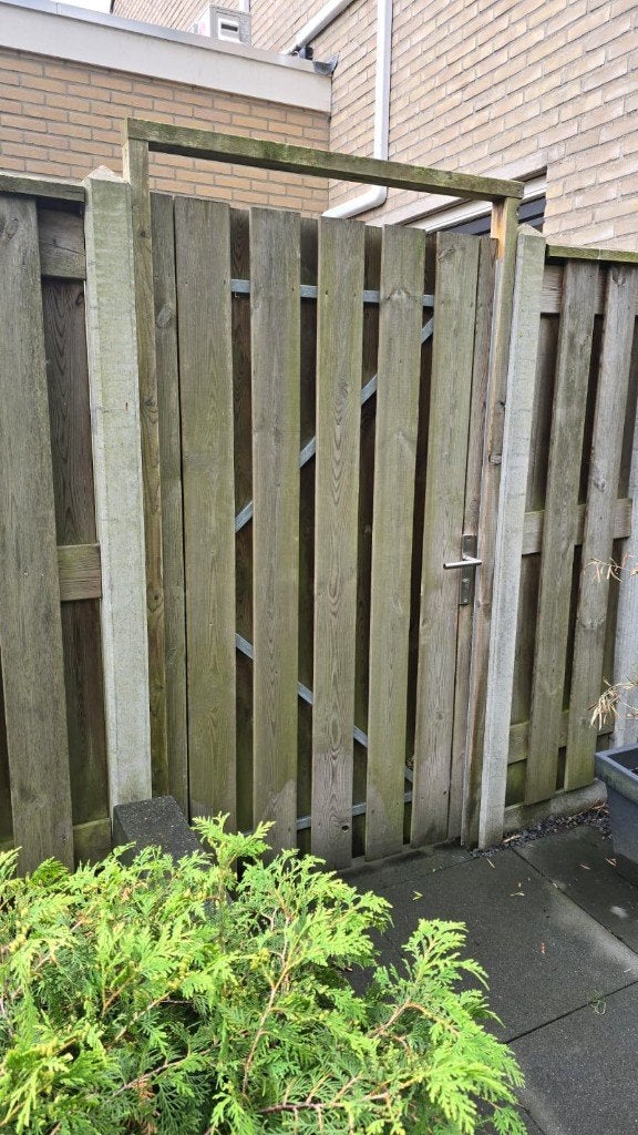 Geïmpregneerde houten poort 100x200 met slot en sleutel, Tuin en Terras, Tuinpoorten, Ophalen, Gebruikt, Minder dan 100 cm, Looppoort