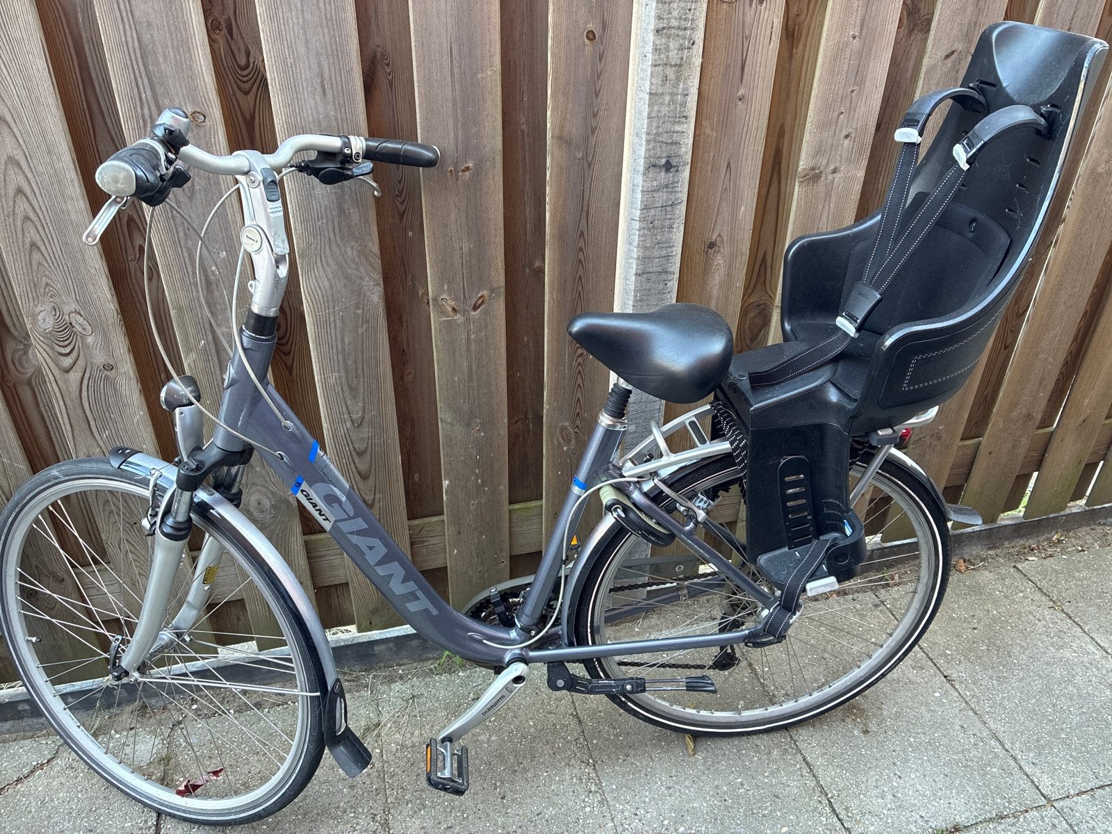 Giant Cosmo RS2 Damesfiets met kinderzitje - Maat M, Ophalen, Gebruikt, Velgrem, Versnellingen