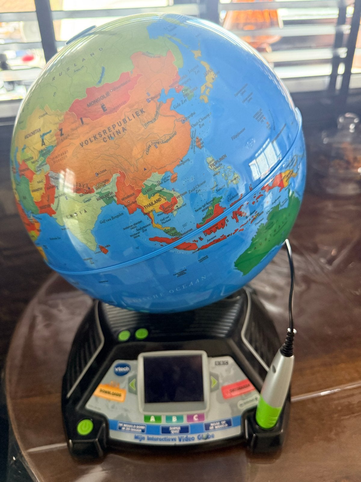 VTech Mijn Interactieve Video Globe met origineel doosje, Ophalen of Verzenden, Zo goed als nieuw, Ontdekken