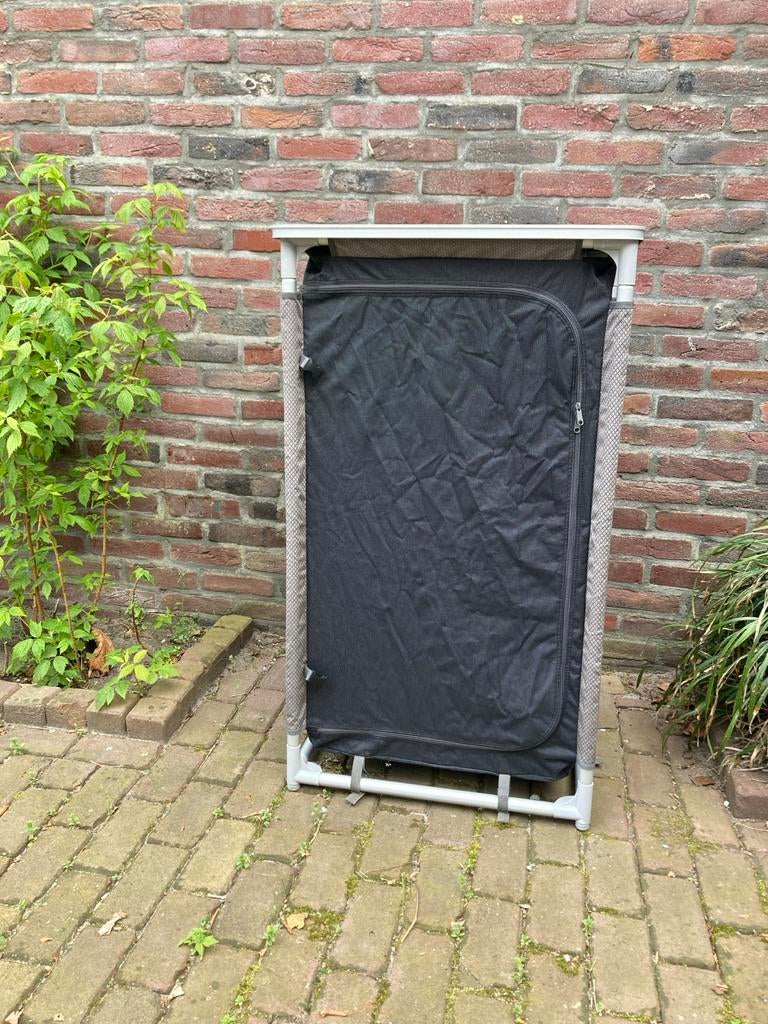Handige opvouwbare camping opbergkast met planken, Ophalen of Verzenden, Zo goed als nieuw