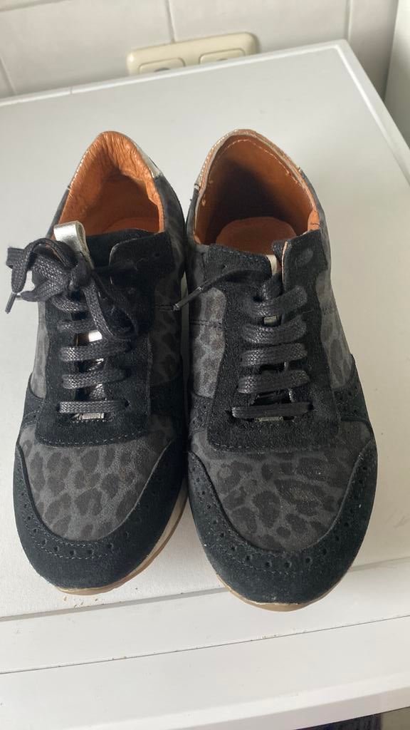 Sneakers 38, Blauw, Ophalen of Verzenden, Sneakers of Gympen, Zo goed als nieuw