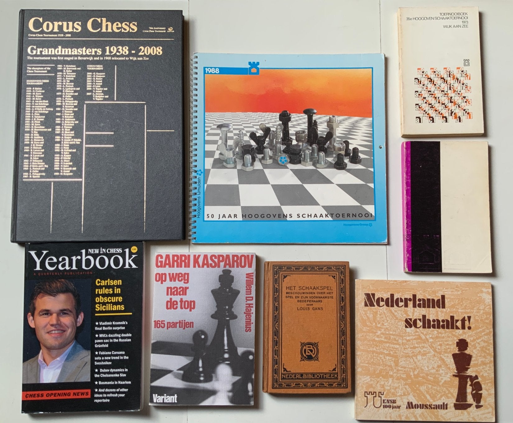 Schaken 4 x over Hoogoven Schaaktoernooi + 4 schaakboeken, Verzenden, Gelezen, Denksport