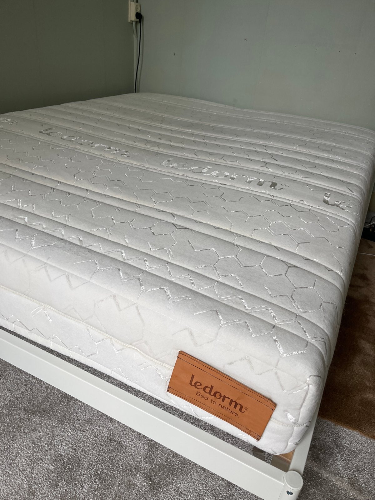 Ikea bedframe 160x200cm, Huis en Inrichting, Ophalen, Wit, Tweepersoons, Zo goed als nieuw