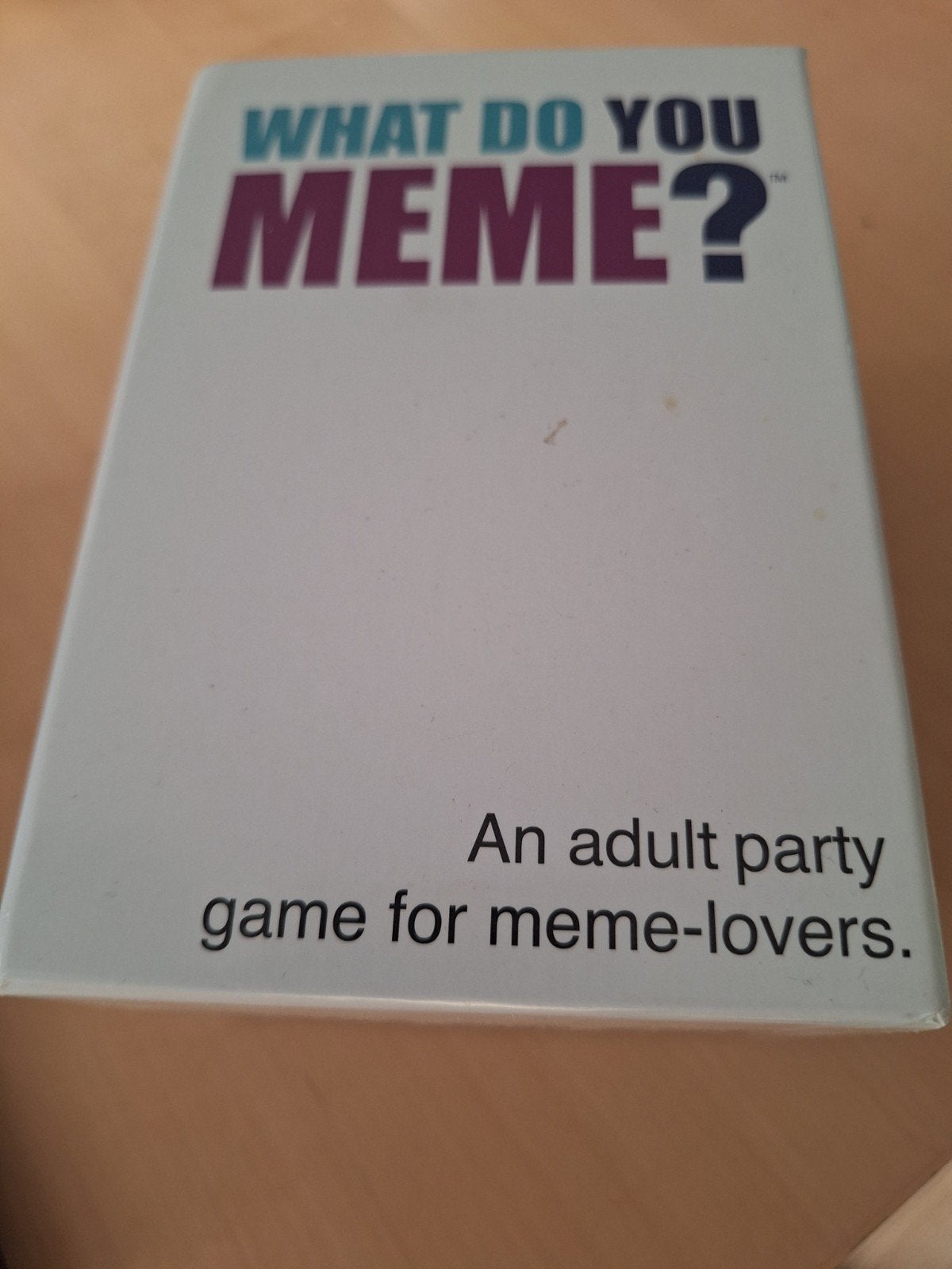 What Do You Meme? Gezelschapsspel - Compleet, Drie of vier spelers, Ophalen of Verzenden, Gebruikt, What Do You Meme?