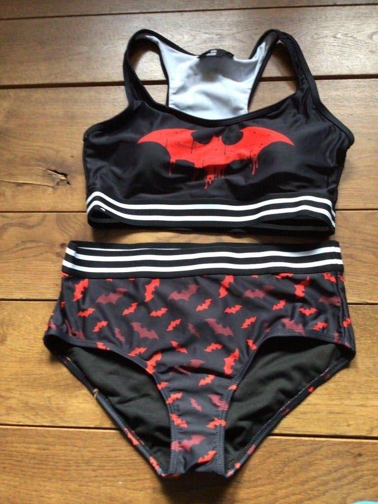 Bikini Set Batman. Batman -Logo Maat M zie foto NIEUW, Blauw, Bikini Set Batman. Batman -Logo Maat M zie foto NIEUW, Nieuw, Badpak