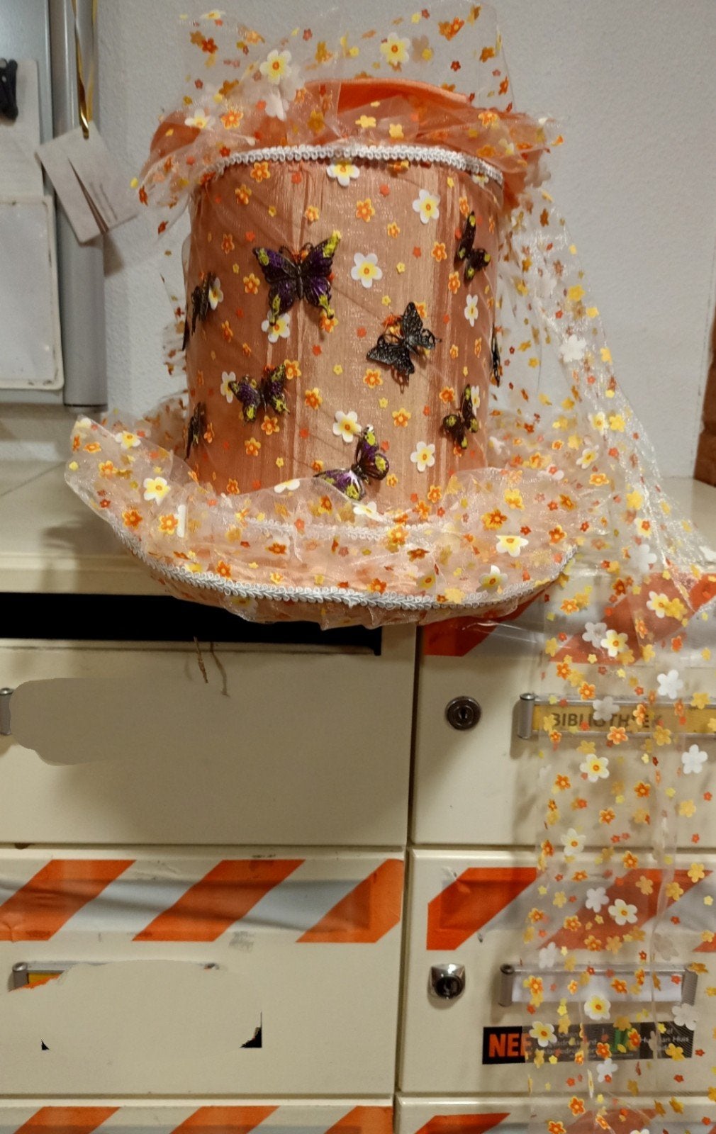 Vrolijke bloemen hoed, Hobby en Vrije tijd, Ophalen of Verzenden, Accessoires