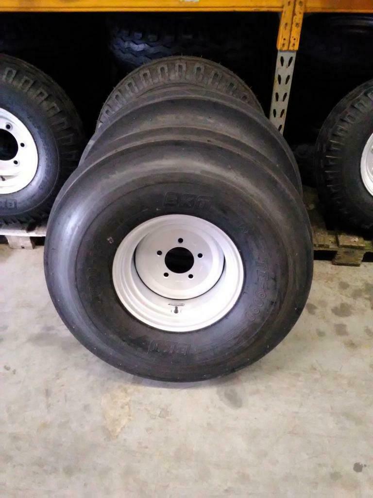 900-16 1000-16 1100-16 BKT op velg IHC Cormick Fendt Deutz, Ophalen